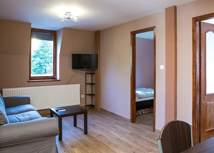 Negy Evszak Apartmanhaz * Mezőkövesd