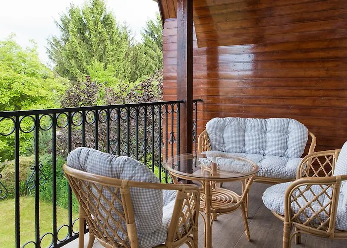 Negy Evszak Apartmanhaz Lägenhet Mezőkövesd